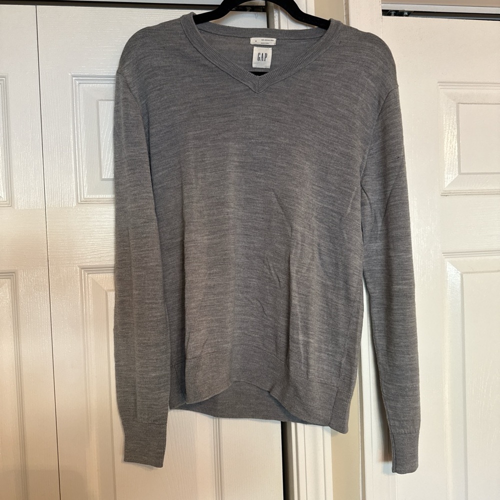 GAP Light Gray Merino Wool V-Neck